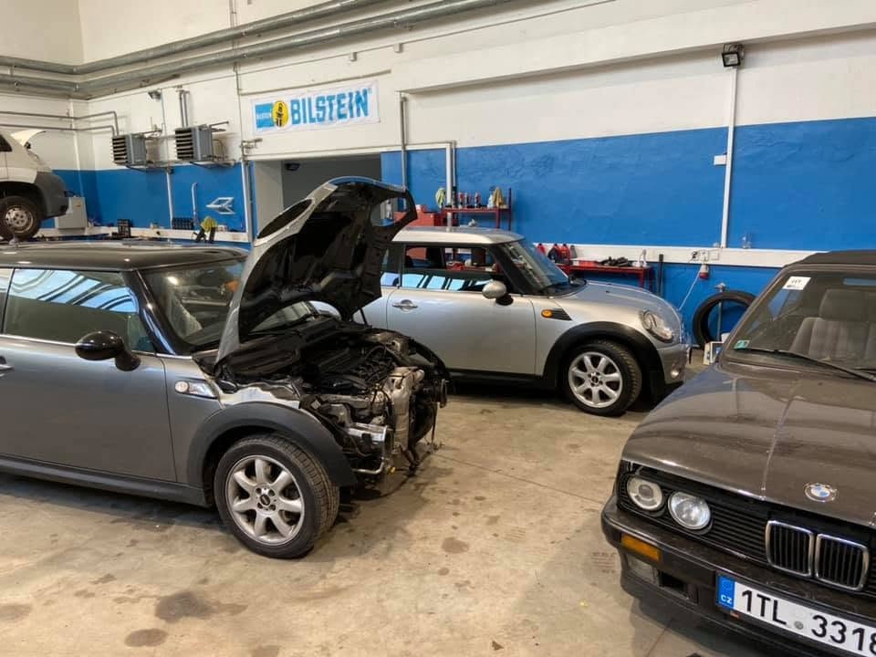 Opravy a údržba motorů